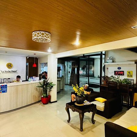 La Anclar Hotel Davao City Dış mekan fotoğraf