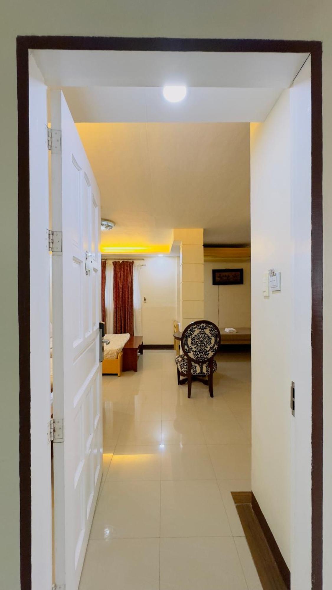 La Anclar Hotel Davao City Dış mekan fotoğraf