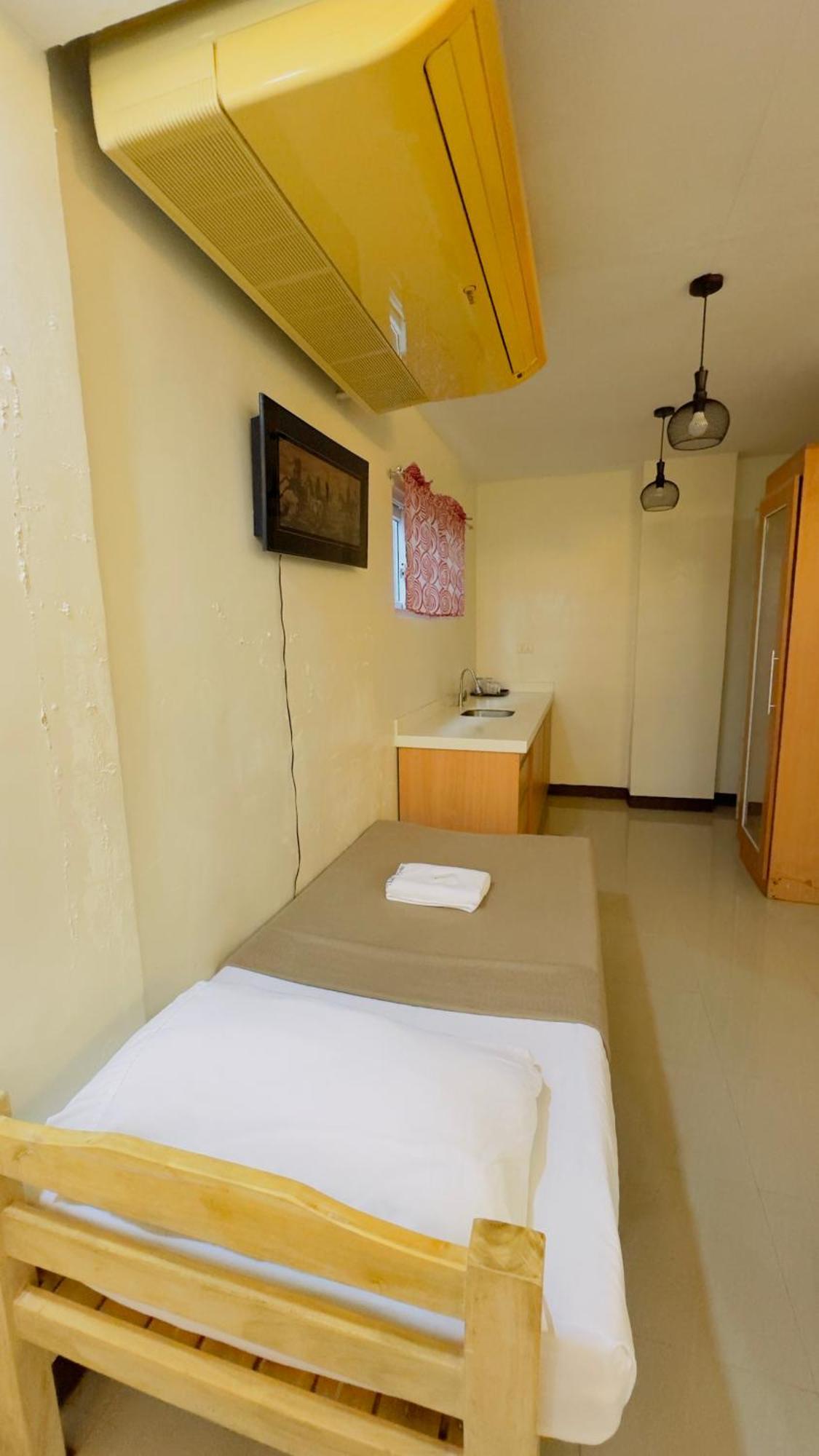 La Anclar Hotel Davao City Dış mekan fotoğraf