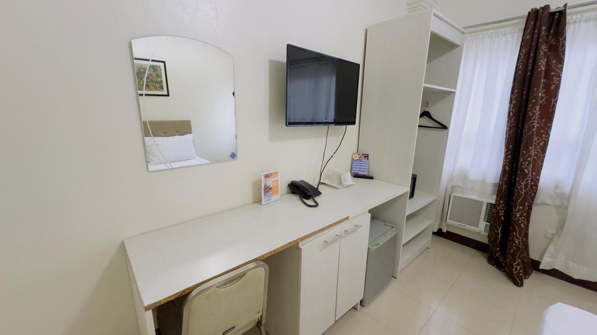 La Anclar Hotel Davao City Dış mekan fotoğraf