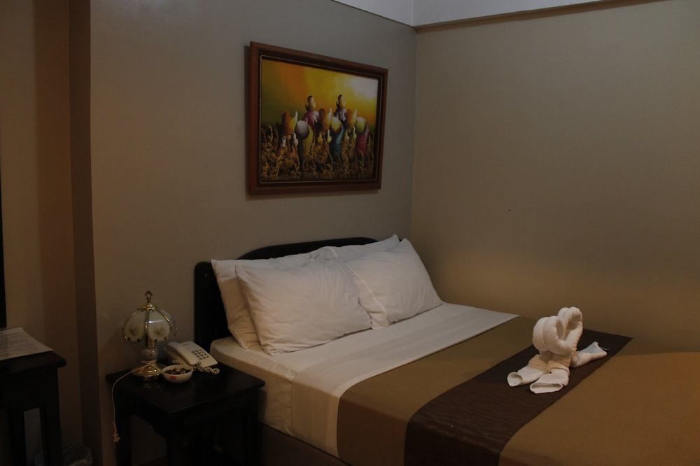 La Anclar Hotel Davao City Dış mekan fotoğraf